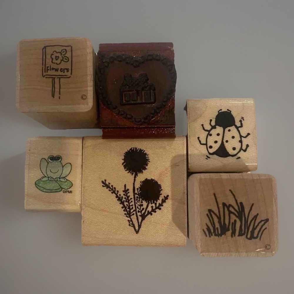 DOTS STAMPENDOUS Floral Plant Ladybug Frog Grass Wood Rubber Stamp Lot